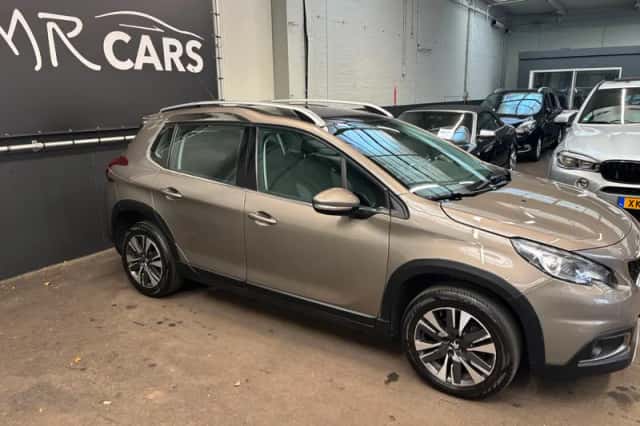 Peugeot 2008 (2017) thumbnail 6
