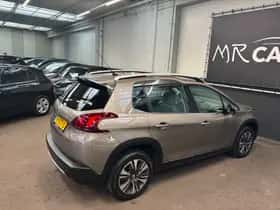 Peugeot 2008 (2017) thumbnail 10