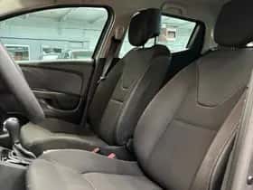 Renault Clio (2014) thumbnail 15