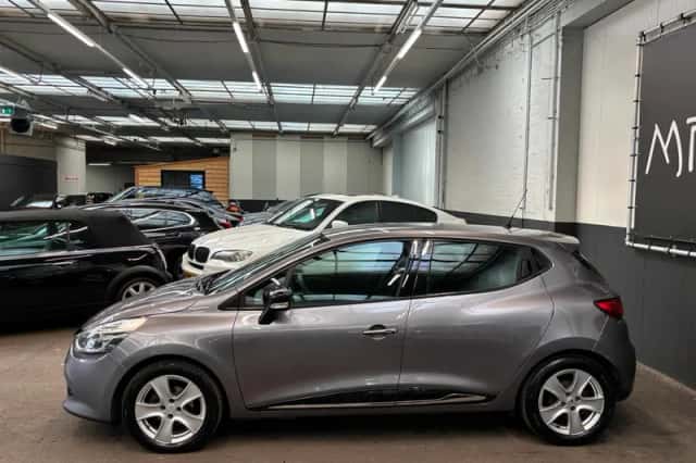 Renault Clio (2014) thumbnail 4