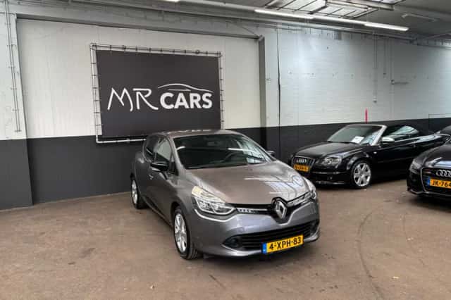 Renault Clio (2014) thumbnail 5