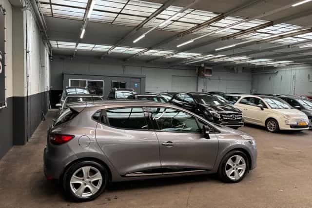 Renault Clio (2014) thumbnail 6