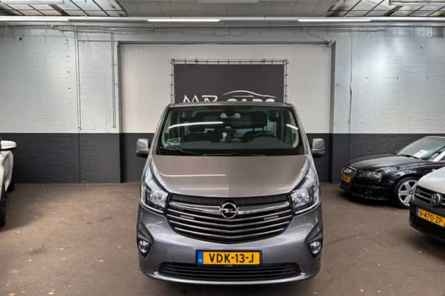 Opel Vivaro (2019) thumbnail 2