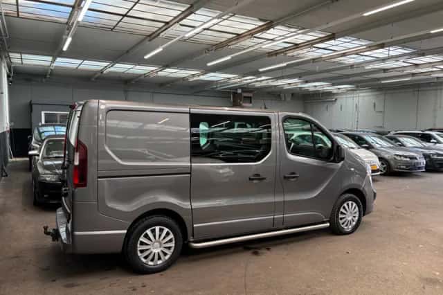 Opel Vivaro (2019) thumbnail 4