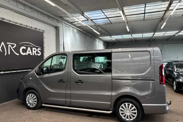 Opel Vivaro (2019) thumbnail 8