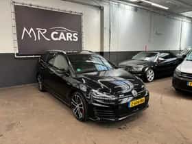 Volkswagen Golf (2016) thumbnail 2