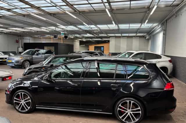 Volkswagen Golf (2016) thumbnail 7