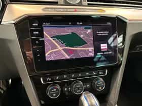 Volkswagen Passat (2018) thumbnail 18