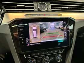 Volkswagen Passat (2018) thumbnail 19