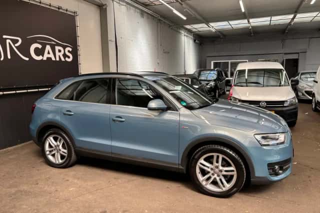 Audi Q3 (2012) thumbnail 4