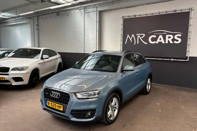 Audi Q3 (2012) thumbnail 5