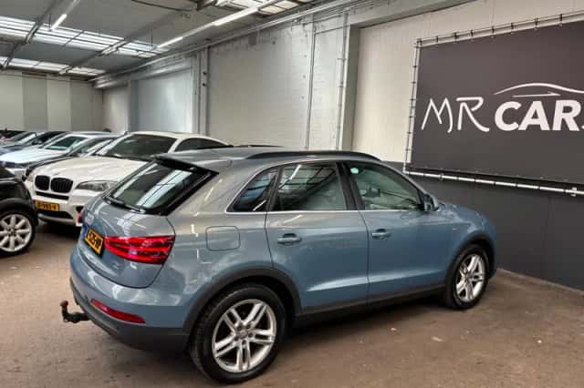 Audi Q3 (2012) thumbnail 8