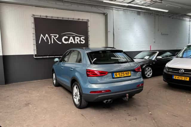Audi Q3 (2012) thumbnail 10