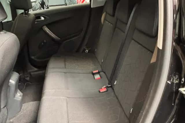 Peugeot 2008 (2014) thumbnail 20