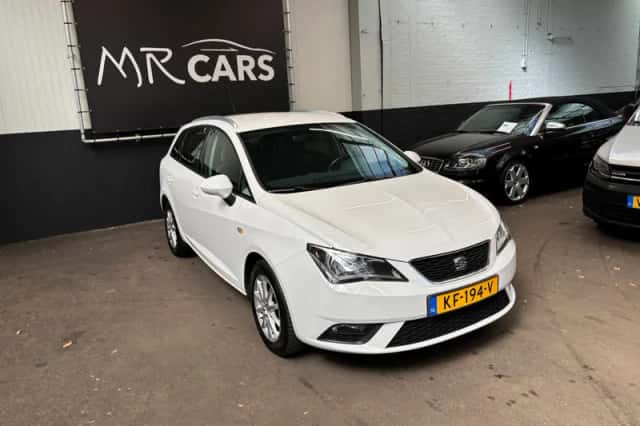 SEAT Ibiza (2016) thumbnail 5