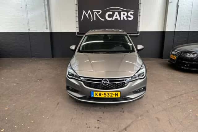 Opel Astra Sports Tourer (2016) thumbnail 1