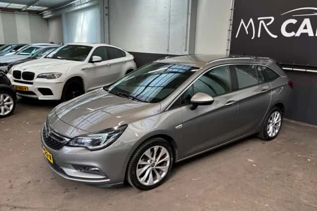 Opel Astra Sports Tourer (2016) thumbnail 4