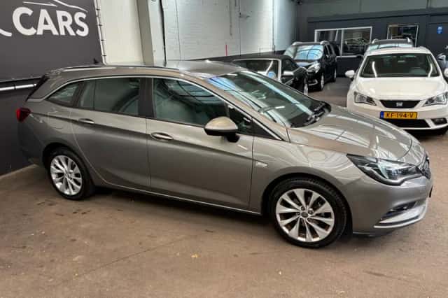 Opel Astra Sports Tourer (2016) thumbnail 6