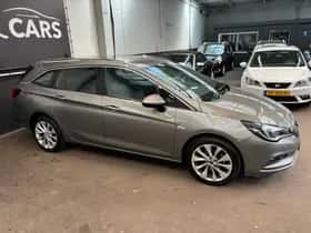 Opel Astra Sports Tourer thumbnail 6