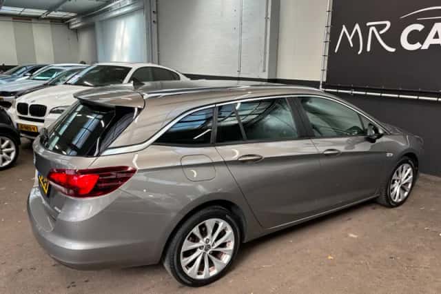 Opel Astra Sports Tourer (2016) thumbnail 9
