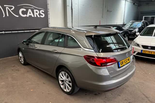 Opel Astra Sports Tourer (2016) thumbnail 10