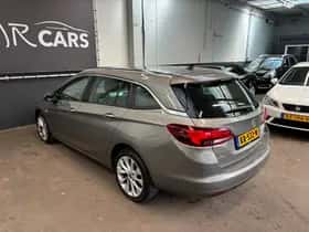 Opel Astra Sports Tourer thumbnail 10
