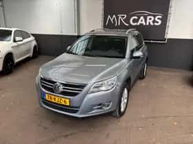 Volkswagen Tiguan (2010) thumbnail 3