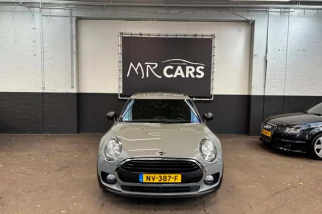 MINI Clubman (2017) thumbnail 1