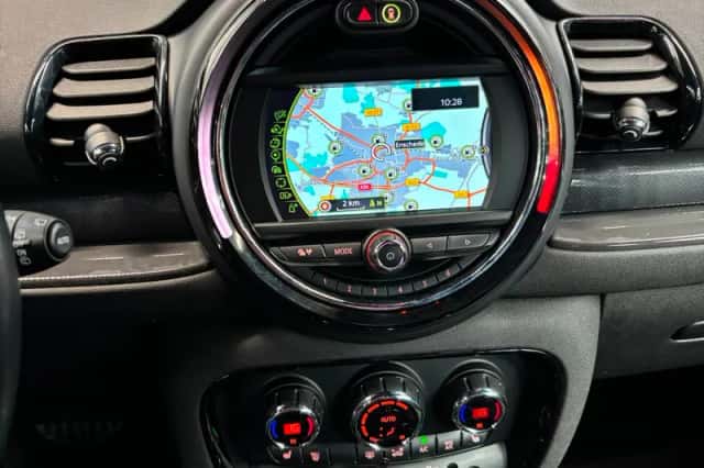MINI Clubman (2017) thumbnail 15