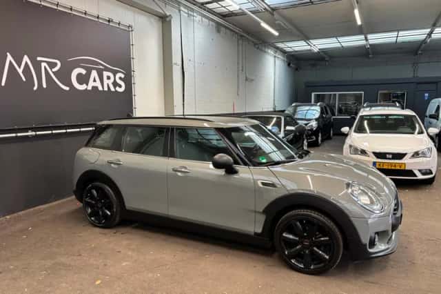 MINI Clubman (2017) thumbnail 4