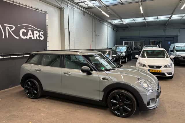 MINI Clubman (2017) thumbnail 5