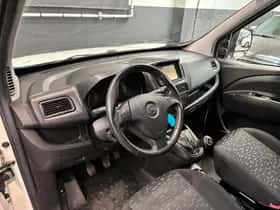 Opel Combo (2018) thumbnail 14