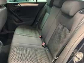 Volkswagen Golf (2009) thumbnail 14