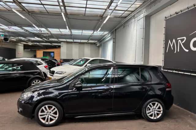 Volkswagen Golf (2009) thumbnail 5