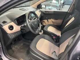 Hyundai i10 (2015) thumbnail 12