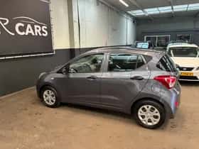 Hyundai i10 (2015) thumbnail 9