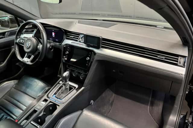 Volkswagen Passat (2018) thumbnail 13