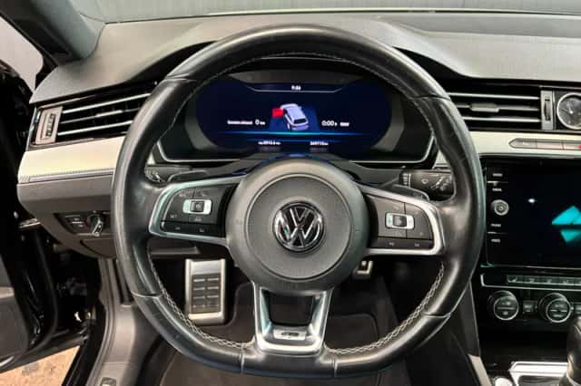 Volkswagen Passat (2018) thumbnail 14