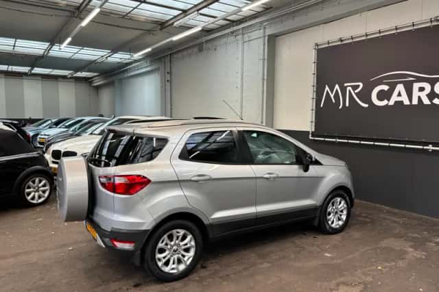 Ford EcoSport (2016) thumbnail 11