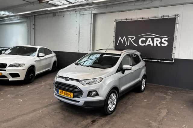 Ford EcoSport (2016) thumbnail 5