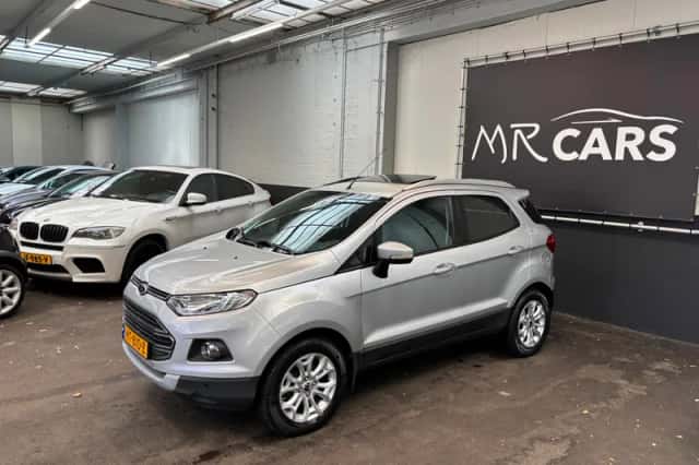 Ford EcoSport (2016) thumbnail 6