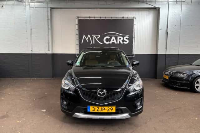 Mazda CX-5 (2015) thumbnail 2
