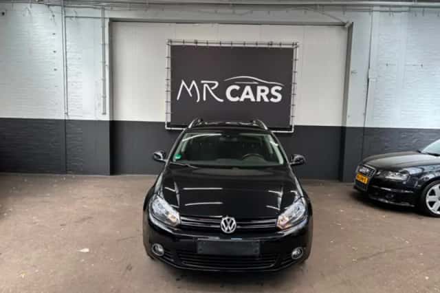 Volkswagen Golf (2011) thumbnail 1
