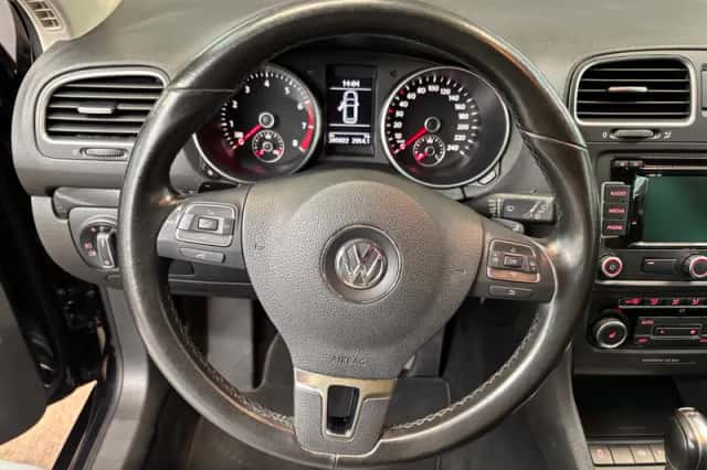 Volkswagen Golf (2011) thumbnail 14