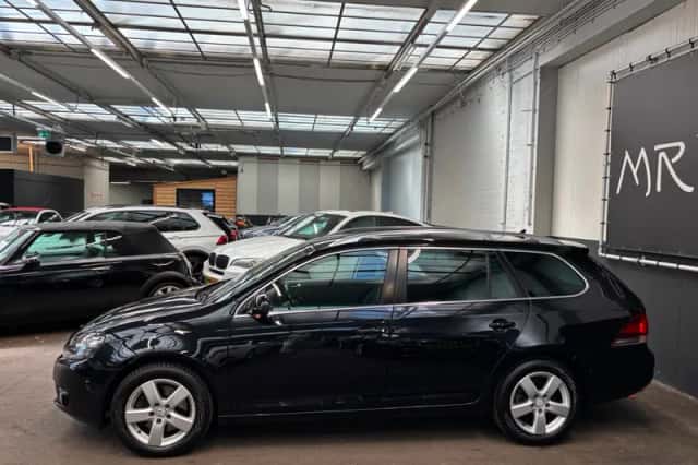 Volkswagen Golf (2011) thumbnail 6