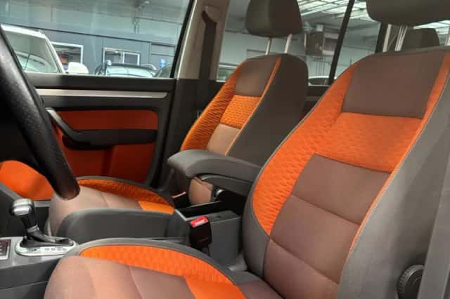 Volkswagen Touran (2008) thumbnail 14