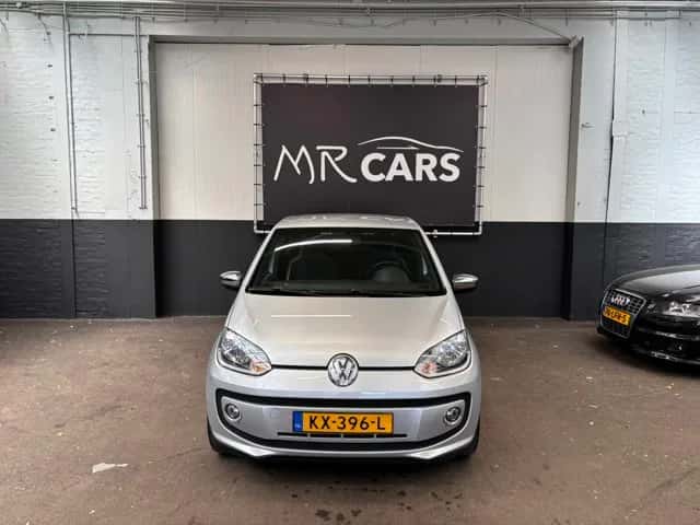 Volkswagen Up! (2015) — foto 1