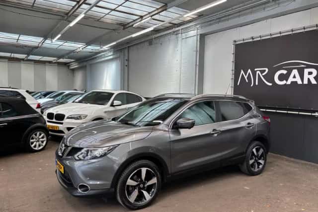 Nissan Qashqai (2016) thumbnail 4