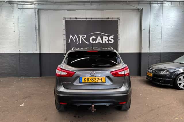 Nissan Qashqai (2016) thumbnail 9