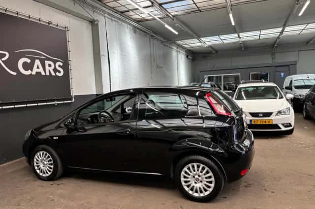 Fiat Punto (2012) thumbnail 11